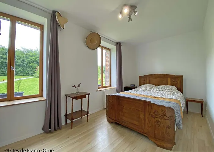 Charmante Longère Authentique Et Lumineuse Avec Grand Jardin, Proche Du Perche - Fr-1-497-216 * Saint-Martin-des-Pezerits